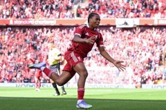 回声报：利物浦只会买能当主力的前锋，恩古莫哈被视为一线队成员