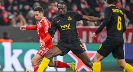 一场2-0胜利，拜仁锁定欧冠16强席位，直指冠军荣誉